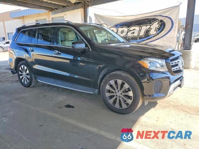 Czwarte zdjęcie samochodu z boku: 2017 MERCEDES-BENZ GLS 450 4MATIC VIN:4JGDF6EE3HA835387 - miniatura