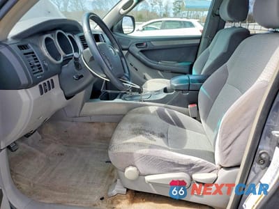 Zdjęcie 7 z 12 samochodu: 2005 TOYOTA 4RUNNER SR5 VIN:JTEBT14R850051313 - miniatura