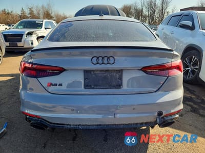 Zdjęcie 6 z 12 samochodu: 2019 AUDI RS5 VIN:WUABWCF5XKA904403 - miniatura