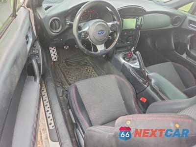 Zdjęcie 8 z 12 samochodu: 2017 SUBARU BRZ 2.0 PREMIUM VIN:JF1ZCAB1XH9605957 - miniatura