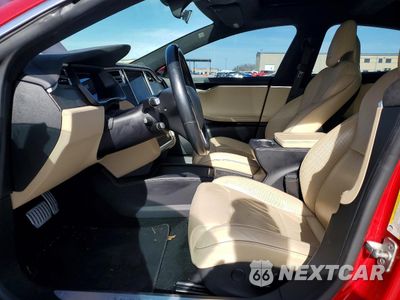 Zdjęcie 7 z 13 samochodu: 2016 TESLA MODEL S VIN:5YJSA1E48GF172764 - miniatura