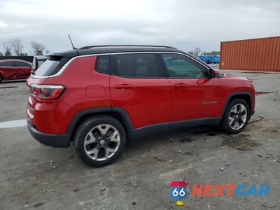 Trzecie zdjęcie samochodu z tyłu: 2019 JEEP COMPASS LIMITED VIN:3C4NJCCB4KT638081 - miniatura