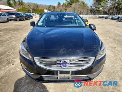 Piąte zdjęcie samochodu w środku: 2018 VOLVO S60 PLATINUM VIN:LYV402TM4JB173682 - miniatura