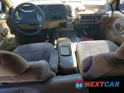 Zdjęcie 8 z 13 samochodu: 1995 GMC YUKON VIN:1GKEK13K6SJ765007 - miniatura