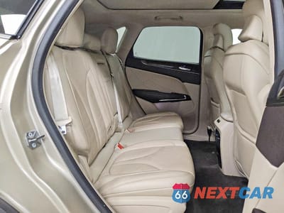 Zdjęcie 11 z 14 samochodu: 2017 LINCOLN MKC RESERVE VIN:5LMCJ3C9XHUL47502 - miniatura