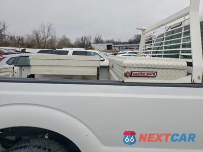 Zdjęcie 10 z 12 samochodu: 2011 FORD F250 SUPER DUTY VIN:1FTBF2A65BEC68506 - miniatura