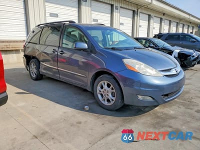 Czwarte zdjęcie samochodu z boku: 2006 TOYOTA SIENNA XLE LIMITED 7 PASSENGER VIN:5TDZA22CX6S571024 - miniatura