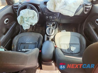 Zdjęcie 8 z 12 samochodu: 2014 KIA SOUL BASE VIN:KNDJN2A2XE7045043 - miniatura