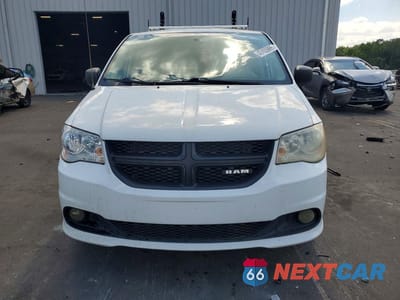 Piąte zdjęcie samochodu w środku: 2014 RAM CARGO VAN DELIVERY VAN VIN:2C4JRGAG7ER243719 - miniatura