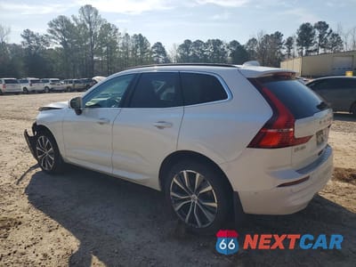 Drugie zdjęcie samochodu z przodu: 2022 VOLVO XC60 B5 MOMENTUM VIN:YV4L12RK1N1924598 - miniatura