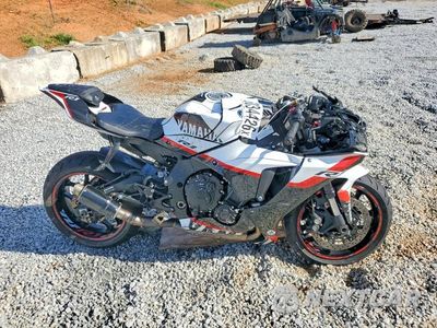 2024 YAMAHA YZFR1 JYARN66E7RA003804 - główne zdjęcie licytacji z USA - miniatura