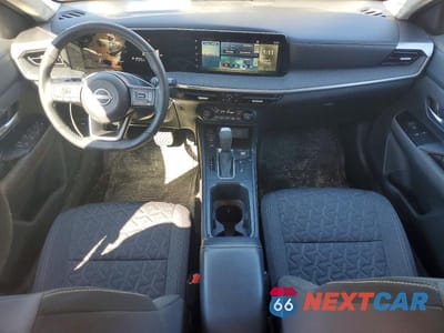 Zdjęcie 8 z 12 samochodu: 2025 NISSAN KICKS SV VIN:3N8AP6CB1SL375521 - miniatura