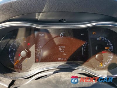 Zdjęcie 9 z 12 samochodu: 2018 JEEP GRAND CHEROKEE LIMITED VIN:1C4RJFBG7JC425555 - miniatura