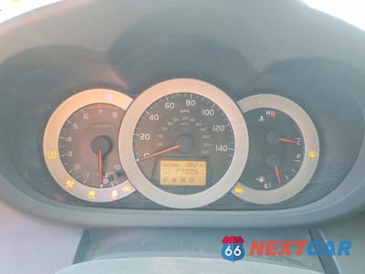 Zdjęcie 9 z 13 samochodu: 2006 TOYOTA RAV4 SPORT VIN:JTMZK32V865001940 - miniatura