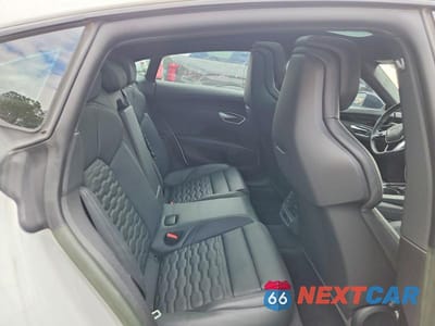 Zdjęcie 10 z 13 samochodu: 2023 AUDI E-TRON GT PRESTIGE VIN:WAUEJBFW5P7007776 - miniatura