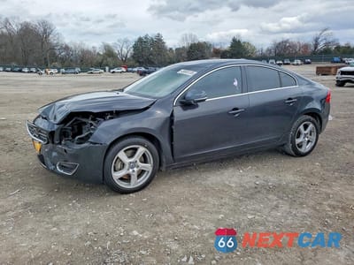 2013 VOLVO S60 T5 YV1612FSXD2204028 - główne zdjęcie licytacji z USA - miniatura