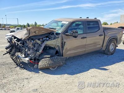 2025 TOYOTA TUNDRA TRD PRO HV 5TFPC5DB3SX112395 - główne zdjęcie licytacji z USA - miniatura