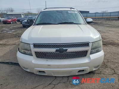 Piąte zdjęcie samochodu w środku: 2011 CHEVROLET AVALANCHE LTZ VIN:3GNTKGE35BG131482 - miniatura