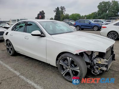 Czwarte zdjęcie samochodu z boku: 2022 MERCEDES-BENZ C 300 VIN:W1KAF4GB8NR030194 - miniatura