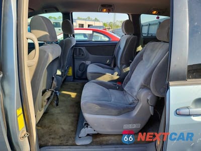 Zdjęcie 11 z 12 samochodu: 2008 TOYOTA SIENNA LE 7-PASSENGER VIN:5TDZK23C88S144164 - miniatura