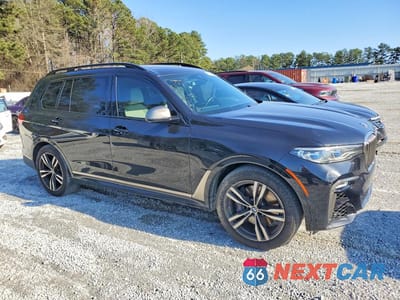 Czwarte zdjęcie samochodu z boku: 2020 BMW X7 M50I VIN:5UXCX6C00LLE35984 - miniatura