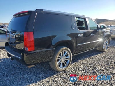 Trzecie zdjęcie samochodu z tyłu: 2011 CADILLAC ESCALADE ESV PREMIUM VIN:1GYS4JEF9BR330700 - miniatura