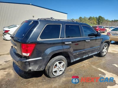 Trzecie zdjęcie samochodu z tyłu: 2005 JEEP GRAND CHEROKEE LAREDO VIN:1J4GS48K75C656265 - miniatura