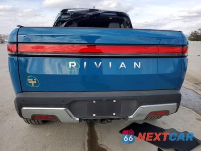 Zdjęcie 6 z 11 samochodu: 2023 RIVIAN R1T ADVENTURE VIN:7FCTGAAA1PN018200 - miniatura