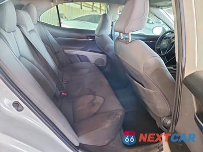 Zdjęcie 10 z 12 samochodu: 2022 TOYOTA CAMRY LE VIN:4T1C11AK4NU060102 - miniatura
