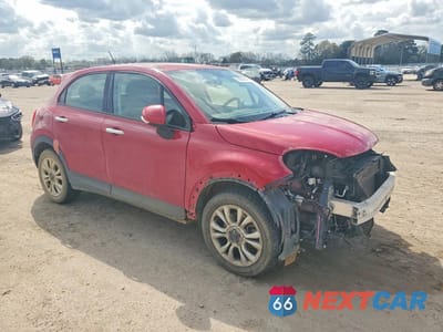 Czwarte zdjęcie samochodu z boku: 2016 FIAT 500X EASY VIN:ZFBCFXBT5GP435810 - miniatura