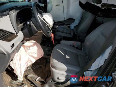 Zdjęcie 7 z 13 samochodu: 2018 TOYOTA SIENNA XLE 8-PASSENGER VIN:5TDYZ3DC0JS941199 - miniatura