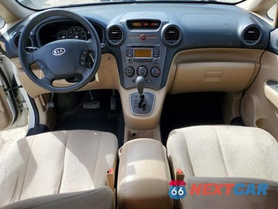 Zdjęcie 8 z 12 samochodu: 2009 KIA RONDO BASE VIN:KNAFG528197224966 - miniatura