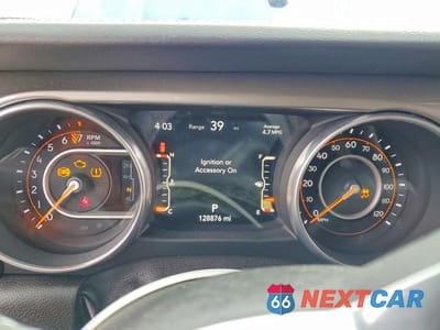 Zdjęcie 9 z 14 samochodu: 2018 JEEP WRANGLER UNLIMITED SAHARA VIN:1C4HJXEG7JW256441 - miniatura