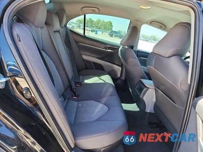 Zdjęcie 10 z 11 samochodu: 2021 TOYOTA CAMRY HYBRID LE VIN:4T1C31AKXMU565263 - miniatura