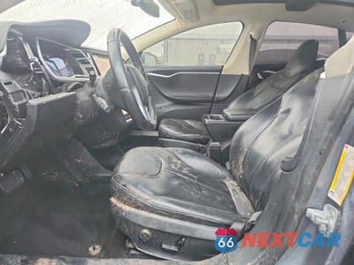 Zdjęcie 7 z 13 samochodu: 2013 TESLA MODEL S VIN:5YJSA1CN4DFP20802 - miniatura