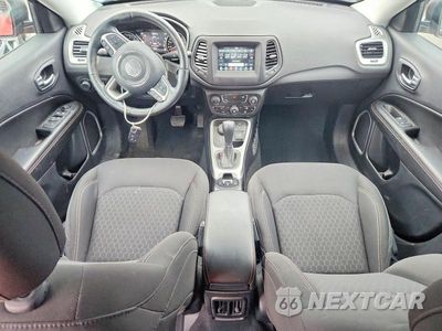 Zdjęcie 15 z 26 samochodu: 2018 JEEP COMPASS SPORT VIN:3C4NJDAB9JT399411 - miniatura