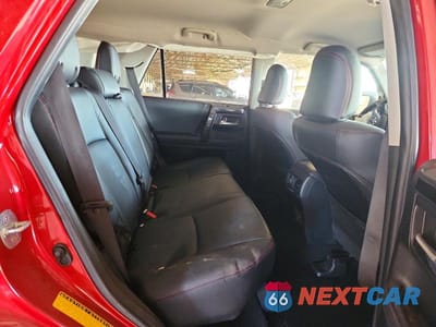 Zdjęcie 11 z 13 samochodu: 2024 TOYOTA 4RUNNER TRD OFF-ROAD PREMIUM VIN:JTERU5JR3R6250862 - miniatura