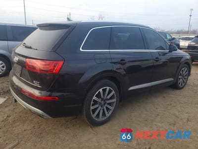 Trzecie zdjęcie samochodu z tyłu: 2017 AUDI Q7 PRESTIGE VIN:WA1VAAF75HD025827 - miniatura