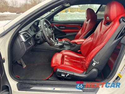 Zdjęcie 13 z 14 samochodu: 2016 BMW Motorrad M4 VIN:WBS3U9C57GP969947 - miniatura
