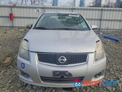Piąte zdjęcie samochodu w środku: 2012 NISSAN SENTRA 2.0 VIN:3N1AB6AP2CL618685 - miniatura