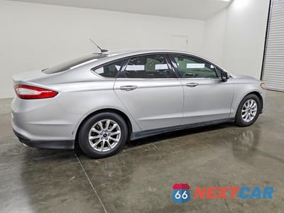 Trzecie zdjęcie samochodu z tyłu: 2015 FORD FUSION S VIN:3FA6P0G71FR153459 - miniatura