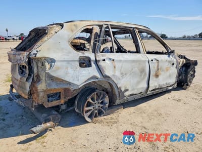 Trzecie zdjęcie samochodu z tyłu: 2017 BMW X5 XDRIVE35I VIN:5UXKR0C59H0V50197 - miniatura