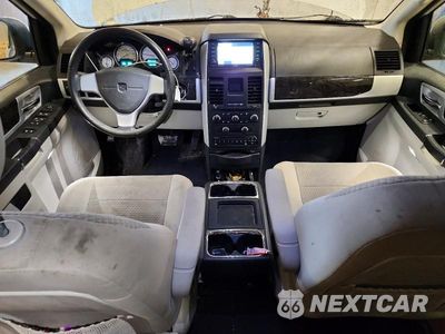 Zdjęcie 8 z 12 samochodu: 2010 DODGE GRAND CARAVAN VIN:2D4RN5DX2AR140574 - miniatura