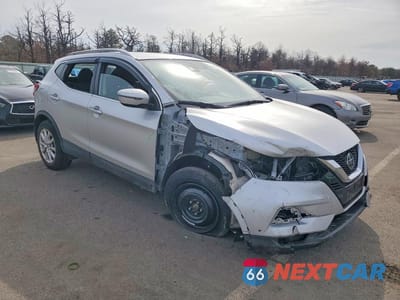 Czwarte zdjęcie samochodu z boku: 2021 NISSAN ROGUE SPORT SV VIN:JN1BJ1BW2MW670796 - miniatura