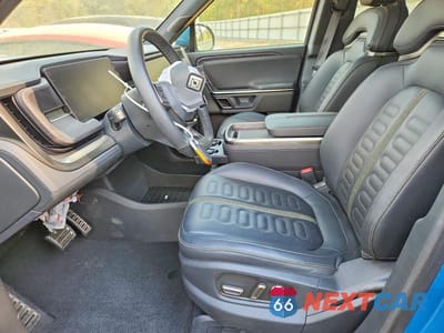 Zdjęcie 7 z 12 samochodu: 2023 RIVIAN R1T ADVENTURE VIN:7FCTGBAA3PN028622 - miniatura