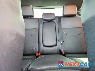 Zdjęcie 10 z 13 samochodu: 2018 FORD FOCUS VIN:1FADP3L90JL289752 - miniatura