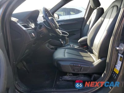 Zdjęcie 7 z 12 samochodu: 2021 BMW X1 XDRIVE28I VIN:WBXJG9C01M5T06698 - miniatura