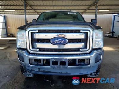 Piąte zdjęcie samochodu w środku: 2015 FORD F250 SUPER DUTY VIN:1FT7W2B65FEC12611 - miniatura