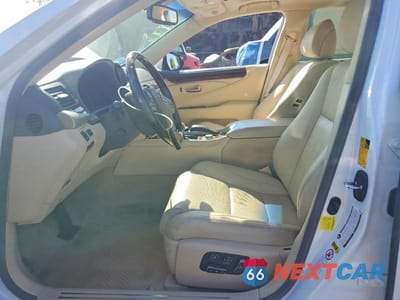 Zdjęcie 7 z 11 samochodu: 2014 LEXUS LS 460 BASE VIN:JTHBL5EF8E5125301 - miniatura