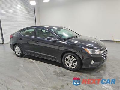 Czwarte zdjęcie samochodu z boku: 2020 HYUNDAI ELANTRA VALUE EDITION VIN:KMHD84LF7LU951838 - miniatura